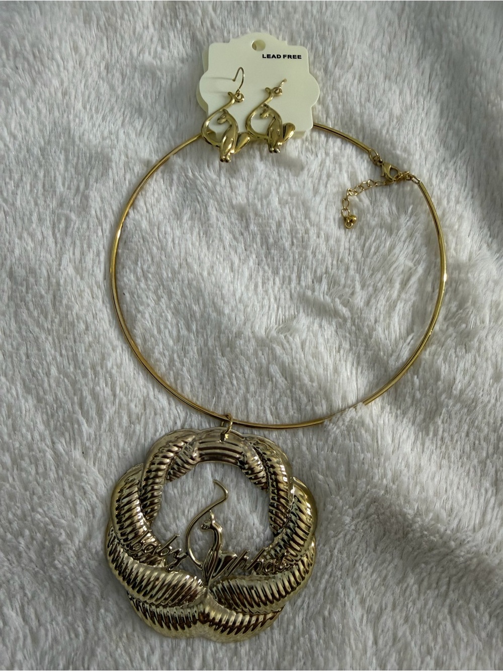 Gold Statement Knot Pendant Necklace with Matching Earrings